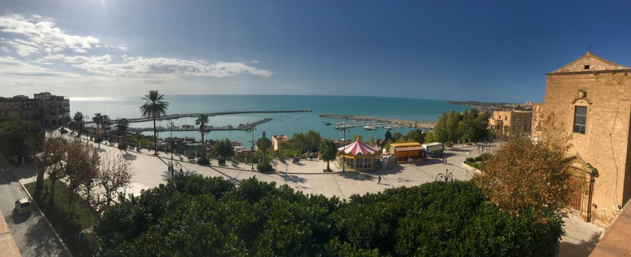 Le Maestranze Deluxe Hotel 3*